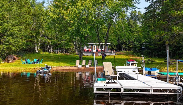 Private Lakefront Cabin, Heirloom Vacations in Duluth