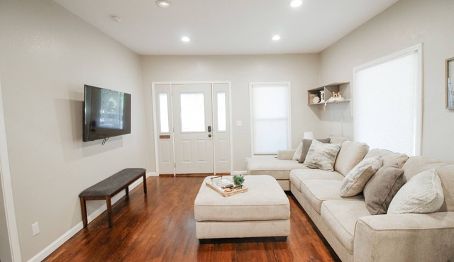 Private Patio W/Grill + Game Room - Sleeps 10!