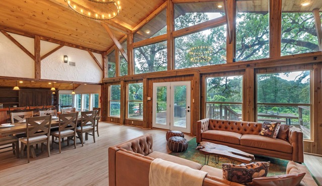 Private Tree Cabin on 8 Acres - King Suite, Large Deck & Fire Pit in Tomball