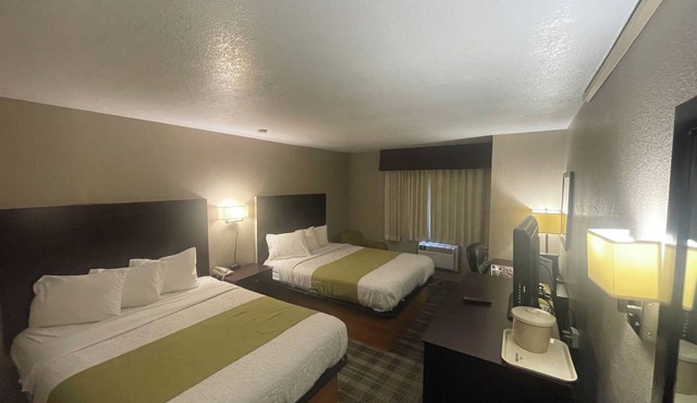 Quality Inn Council Bluffs I-80
