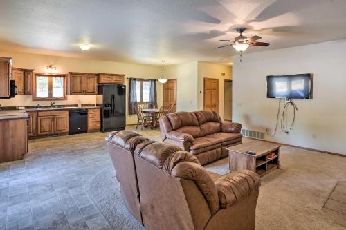 Quiet Newcastle Apartment w/Step-Free Access