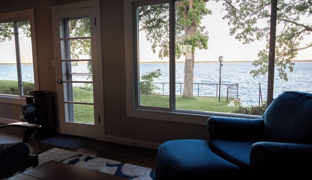 Relax by the Waterfront at The Alvig House on Green Lake