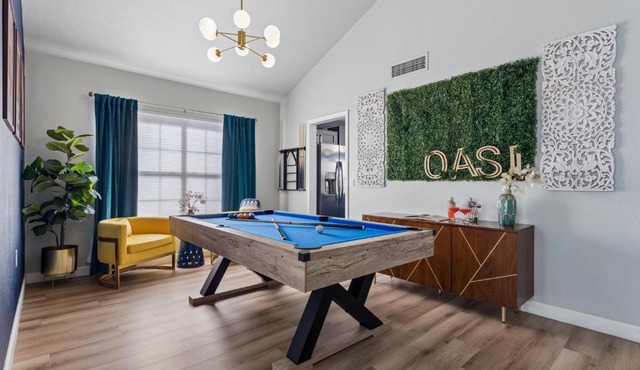 Resort-Style 5BR Heated Pool Putting Green