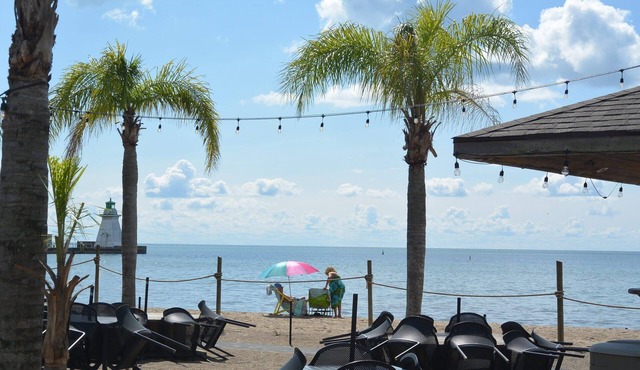 River front cottage close to the beach in Port Dover