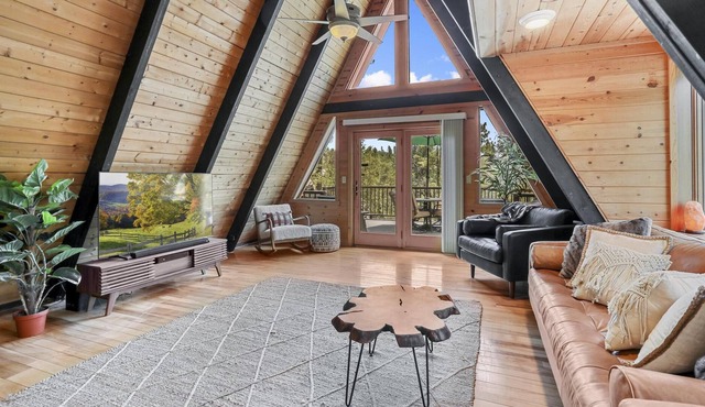 Romantic Cozy A-Frame in Whispering Pines!
