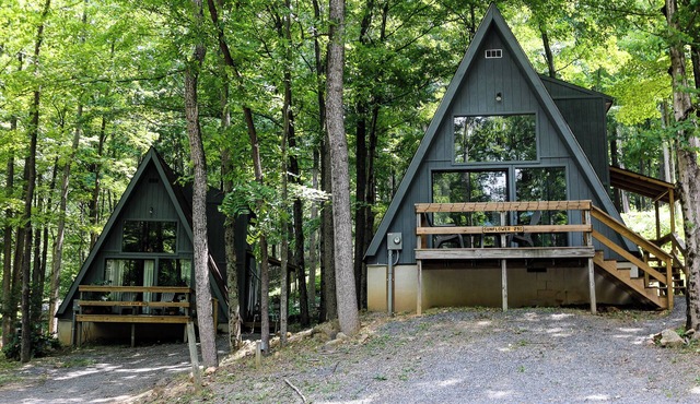 Romantic, rustic, private A-frame chalet tucked in the woods - 4 miles to town!