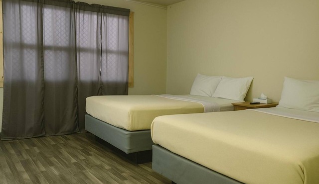Room w/Kitchen Designed for Budget Road Travelers Looking for a Restful Stop