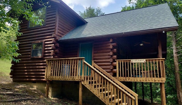 Rural Quaint Cabin with Large Private Deck and Hammock in Arkansas