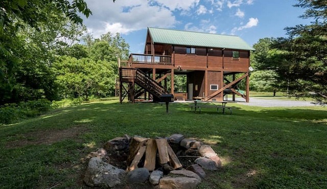 Rustic Riverfront Cabins and Private Island in Virginia in Luray