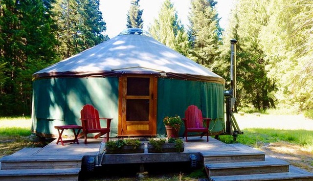 Rustic Romantic Yurt Glamping near Lake Pend Oreille in North Idaho