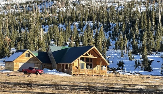 Secluded Luxury Getaway - minutes from the slopes