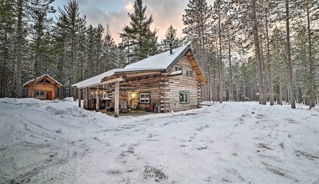 Secluded Vanderbilt Cabin, 9 Mi to Treetops!