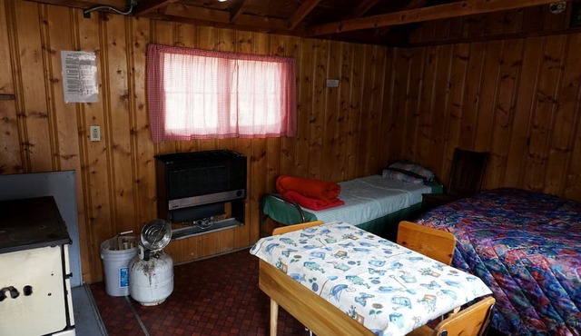 Simple Mountain Cabin for a Rustic Mountain Retreat near Well Gulch Nature Trail, CO