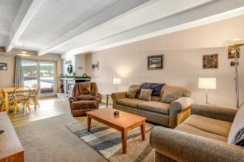 Ski and Racquet Club Condo