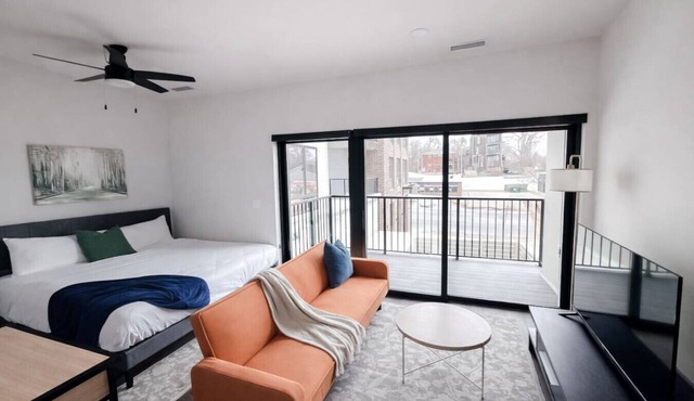 Sleepover | Elite Studio + Gym/Sauna - Omaha