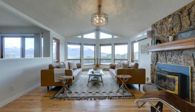 Spacious Hotchkiss Home w/Stunning Mountain Views