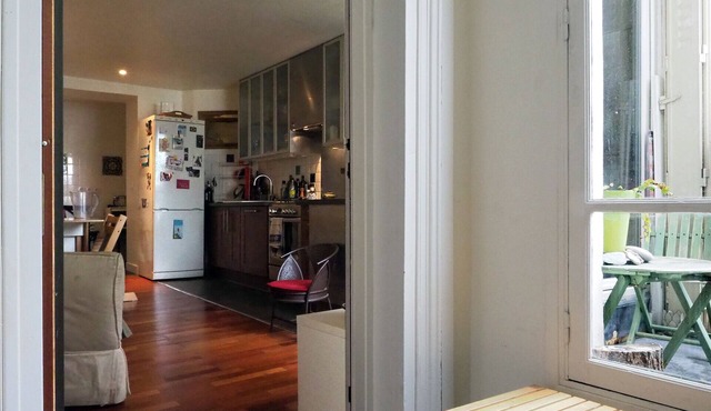Spacious, light-filled 57m2 character apartment overlooking courtyard ideal for families in Paris