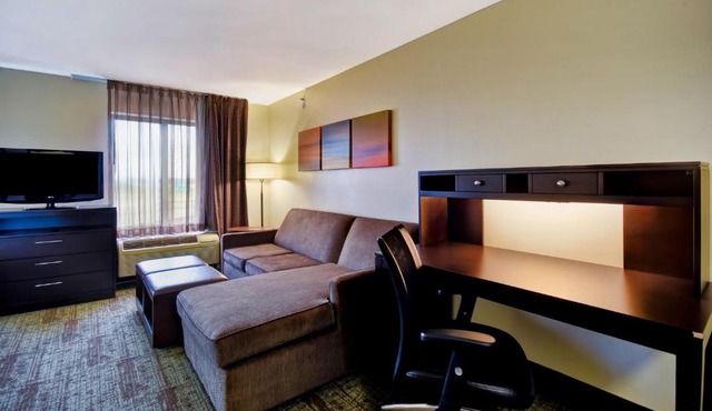 Staybridge Suites Middleton/Madison-West by IHG