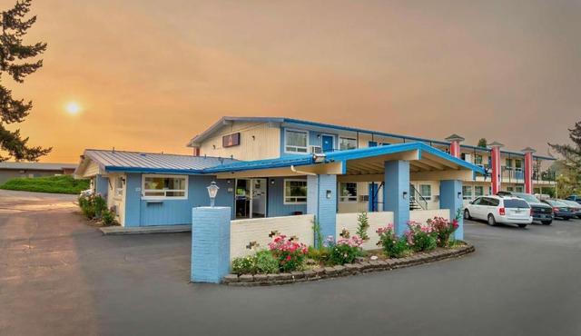 Studio 6 Suites - Albany, OR in Albany