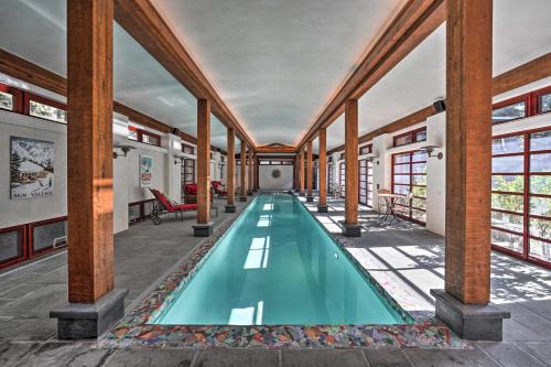 Sun Valley Estate w/Private Pool, Theater & Gym