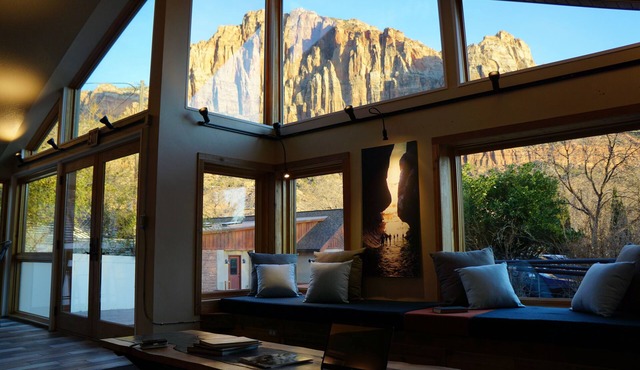 The Watchman View Gallery ~ Explore Zion National Park!