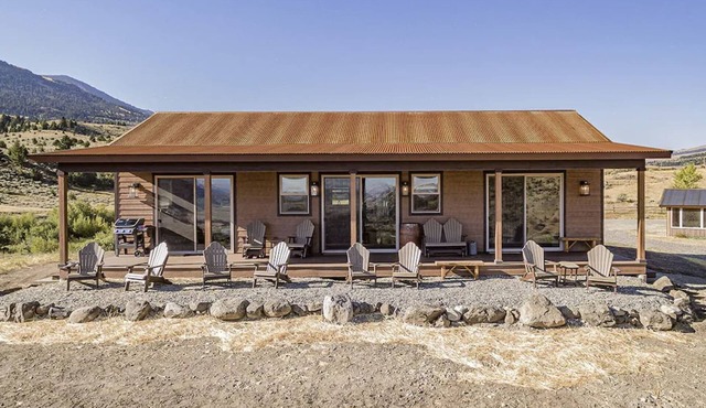 Tom Miner Creek Cabin