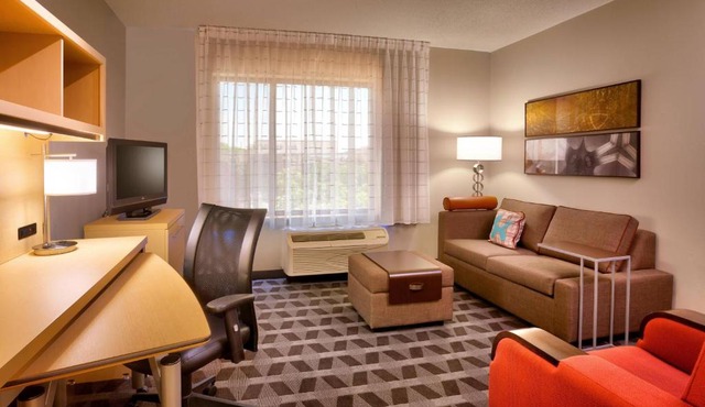 TownePlace Suites Omaha West