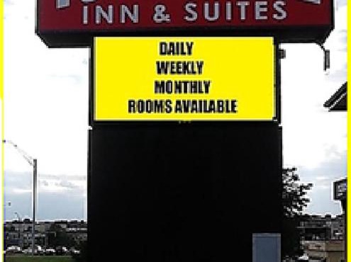 Townhouse Inn & Suites Omaha