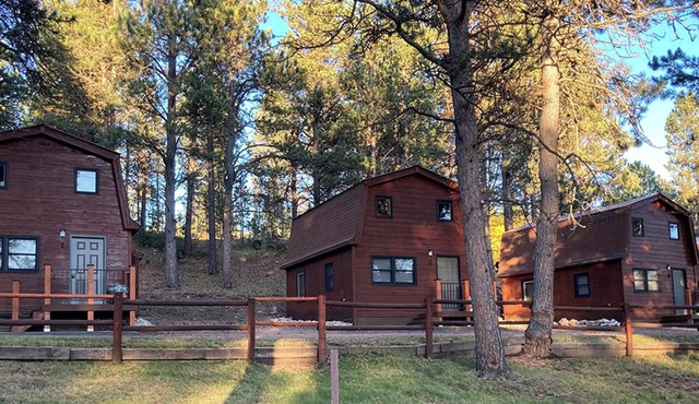 Trailshead Lodge - Cabin 4