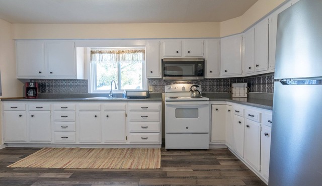 Traveling Professionals-Extended Stay-Pet Friendly!
