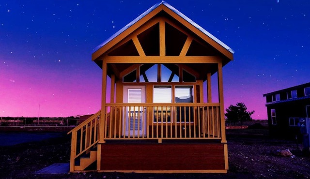 Unique Tiny Home Stay Surrounded by Peaceful Scenery in Williams, Arizona