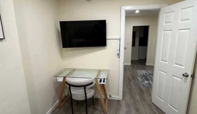 Upscale Relax 2 Bedroom near Yankee Stadium 14 min drive