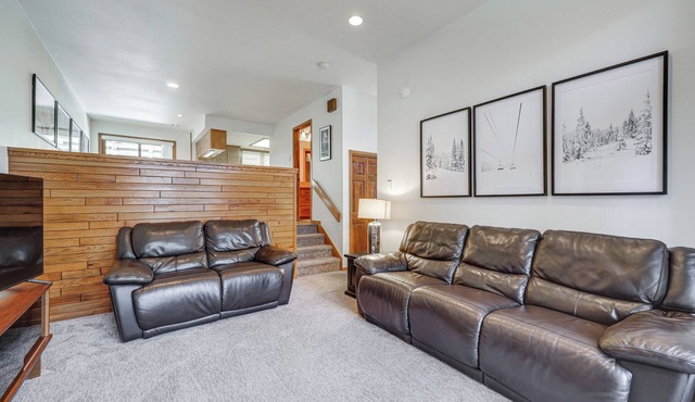 Walk to Chairlifts: Breck Condo w/Private Patio