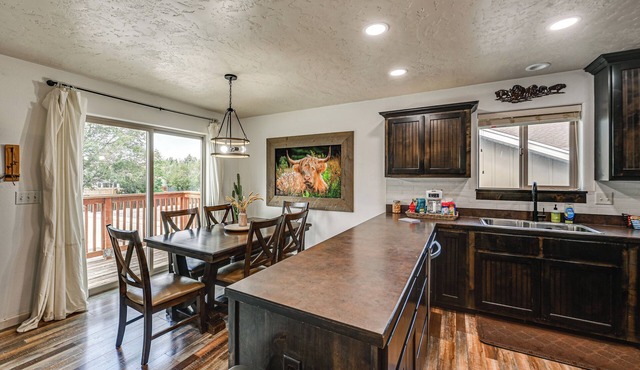 Walk to Downtown: Family-friendly Cody Home!