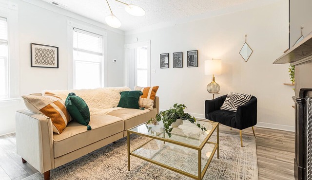 Walkable East Walnut Hills/Stylish 1BR w/Yard