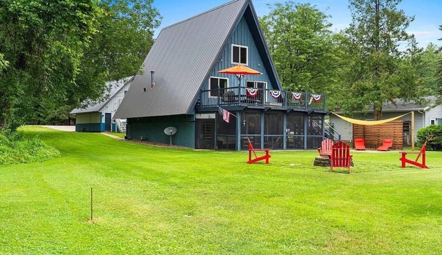 Waterside A-Frame Retreat on Shawano Lake Channel.