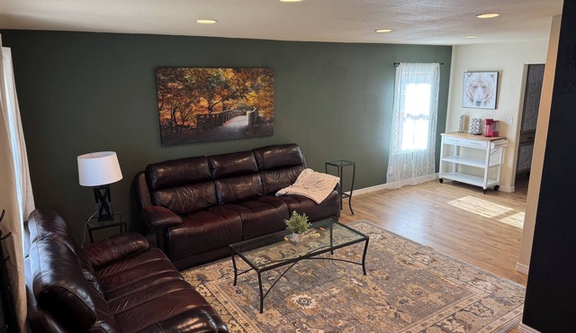 Welcome to home-away-from-home nPerfectly located in the heart of Rock Springs