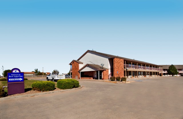 Americas Value Inn Garden City 