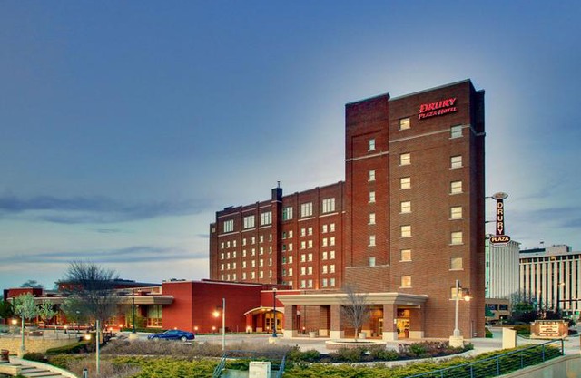Drury Plaza Hotel Broadview Wichita