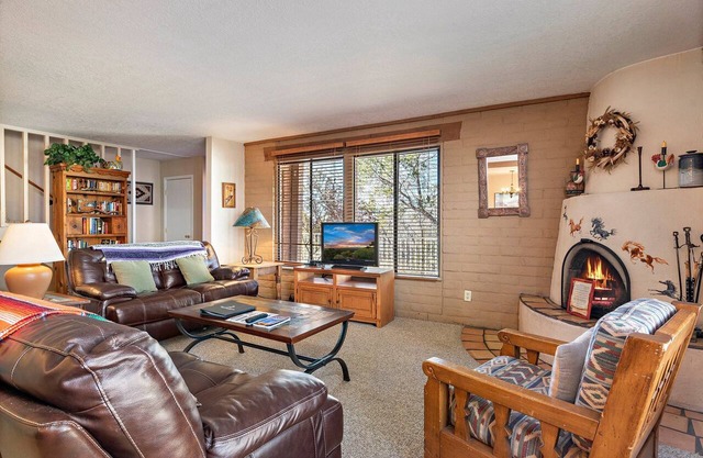 Fort Marcy 60 | Walk to Plaza | Fireplace | Kitchen | Hot Tub | Pool | End Unit | 2 Levels