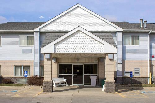 Quality Inn 