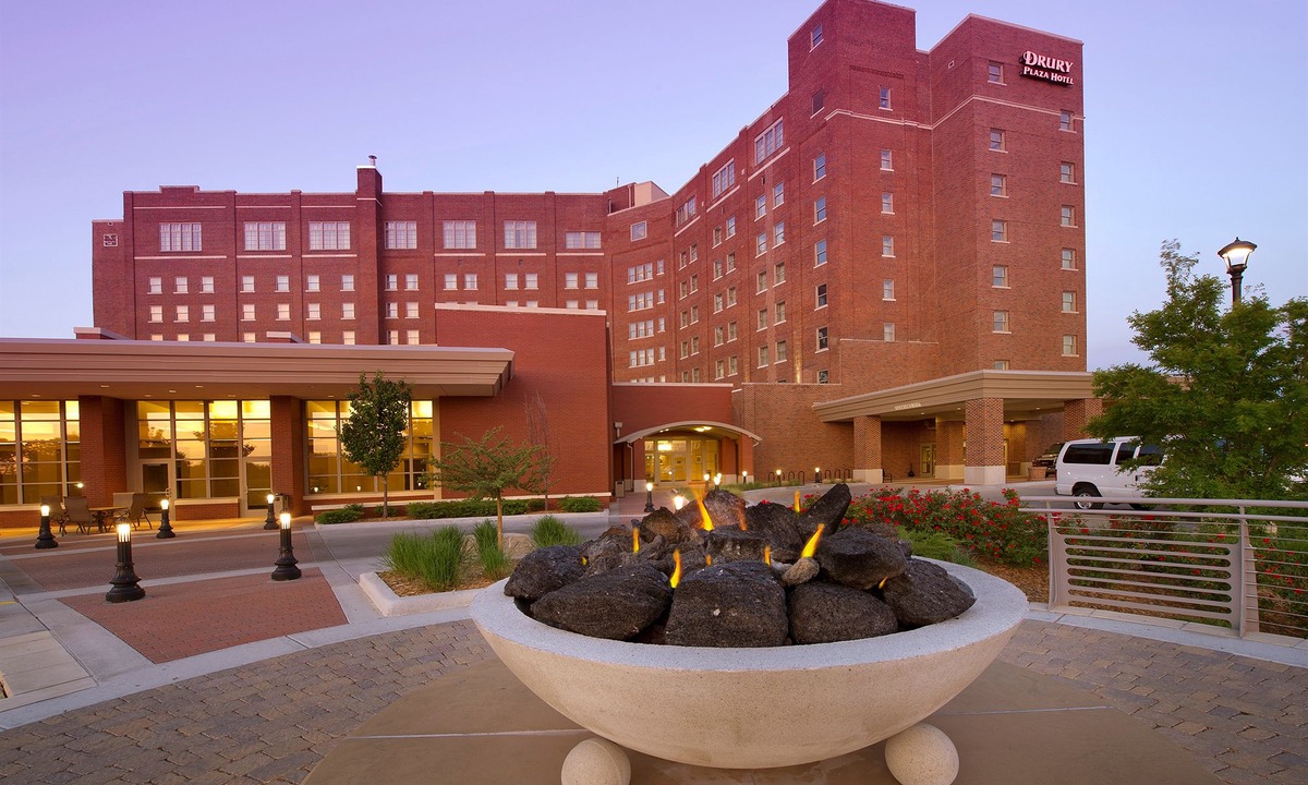 Downtown Wichita Hotel | Drury Plaza Hotel Broadview Wichita