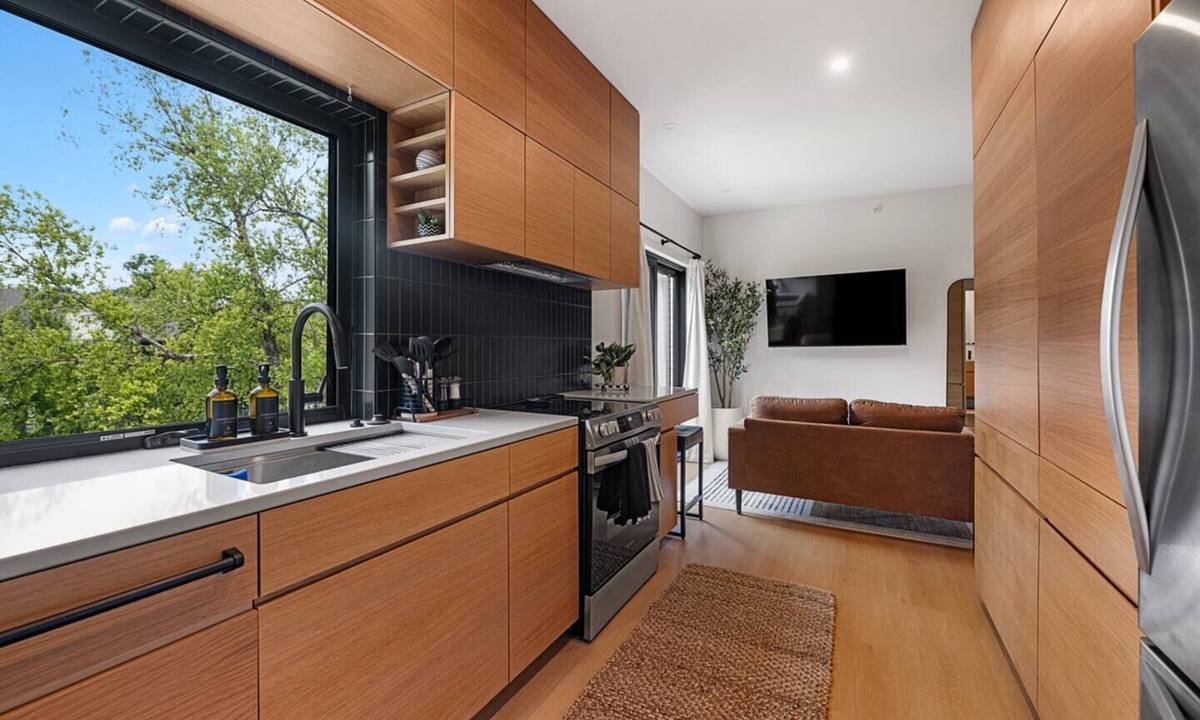 Manhattan Apartment | The Phil · Upscale Condo | Walk to Aggieville