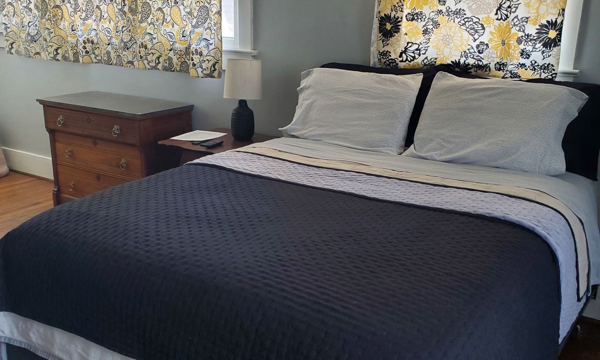 Northside Apartment | Cozy 1-bedroom apartment in peaceful Pueblo with AC, WiFi