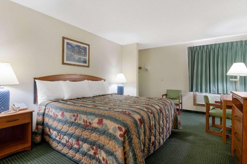 Photo of Bedroom in Emporia
