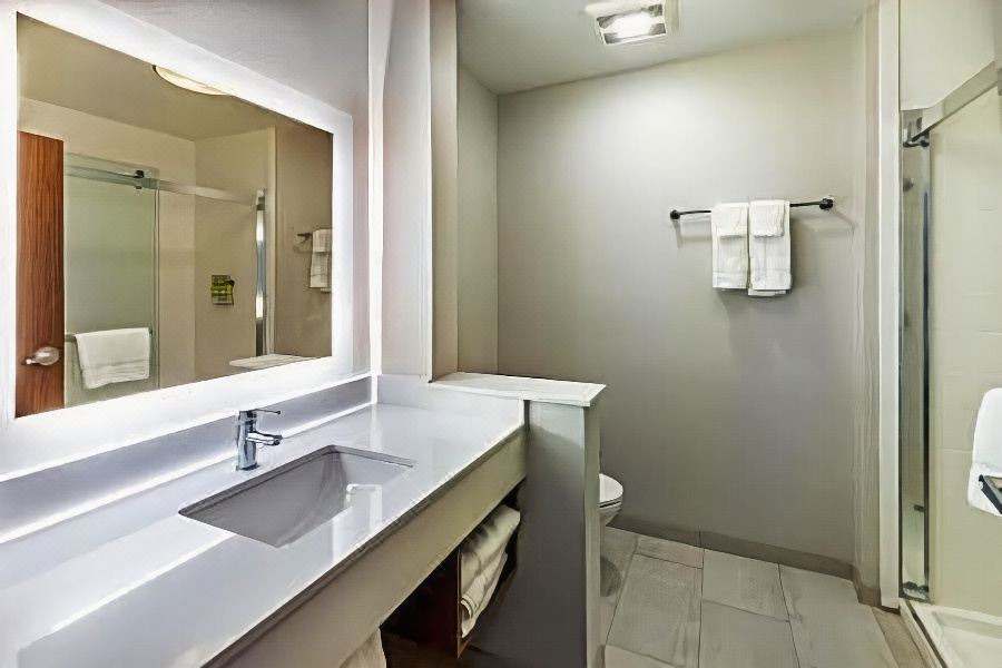 Photo of Bathroom in Parsons