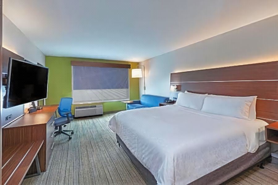 Photo of Bedroom in Parsons