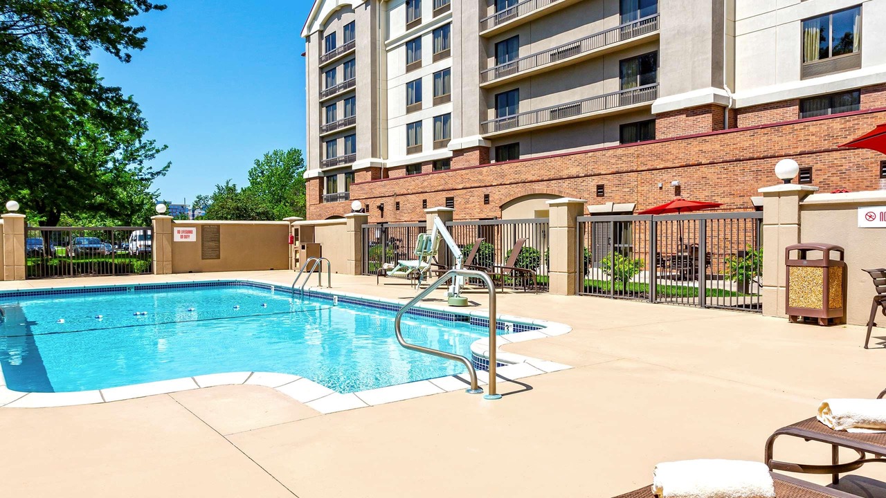 Photo of Outdoor in Overland Park