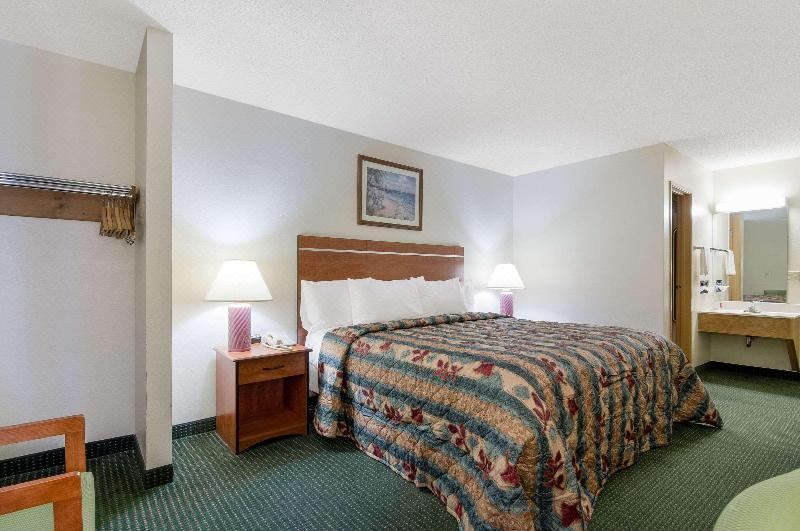 Photo of Bedroom in Emporia