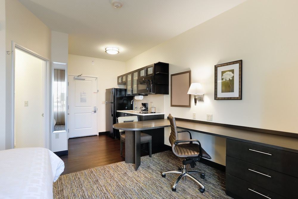 Photo of Livingroom in Lenexa